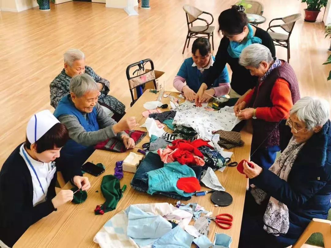im钱包app安卓下载上海社区嵌入式养老：创新模式助力老年人幸福安享晚年