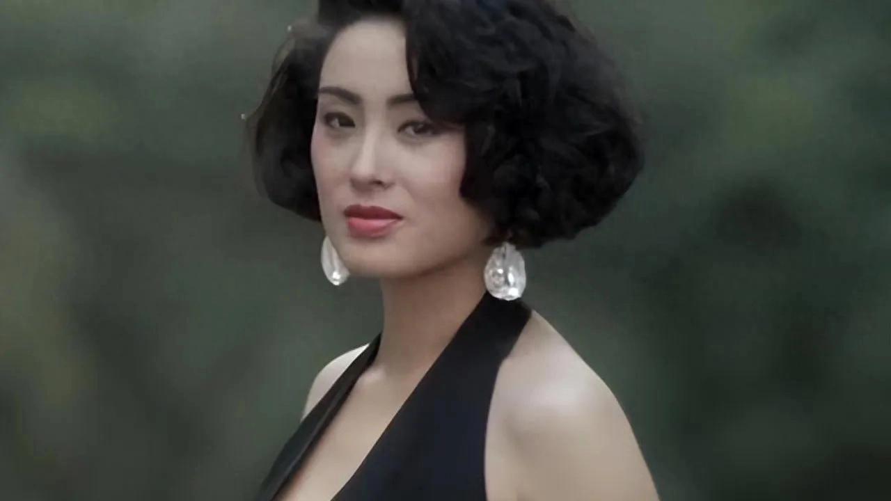 香港电影璀璨星空中的张敏：传奇生涯与经典角色