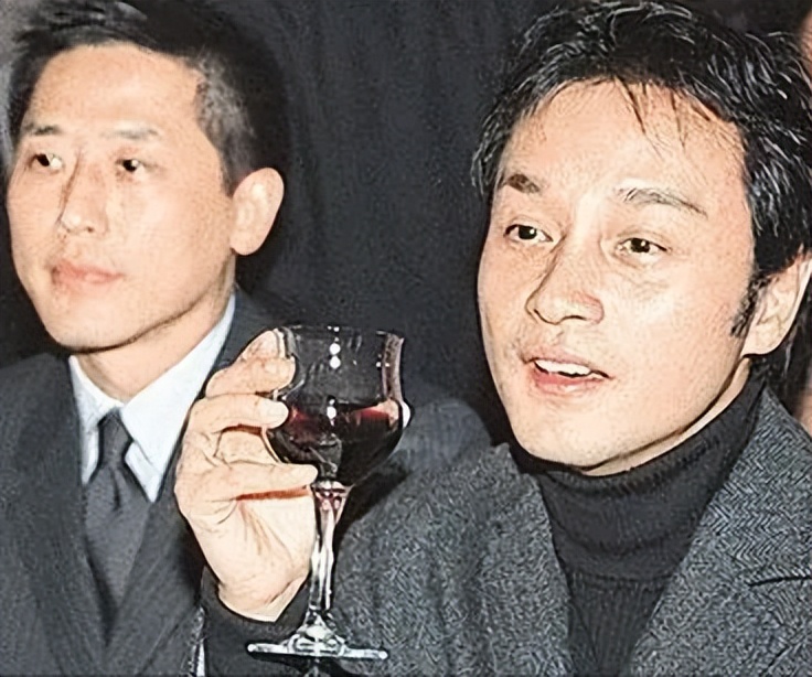张国荣的辉煌_回顾张国荣的辉煌时刻_回顾张国荣辉煌时刻视频