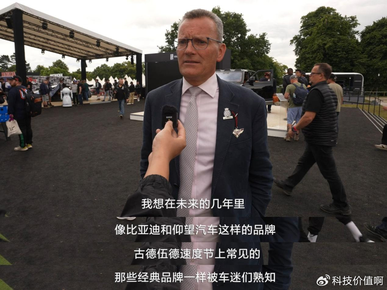 兰博基尼赛车长什么样_兰博基尼的赛车文化与全球车迷的互动_兰博基尼概念赛车
