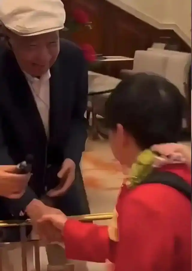 香港商界传奇吕志和95岁安详离世 从白手起家到超越李嘉诚的创业人生