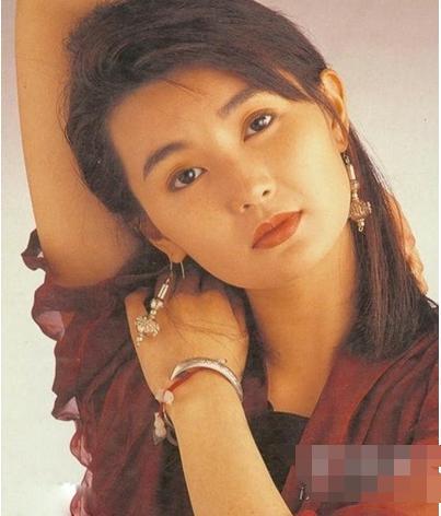 娱乐圈真实美女盘点：张曼玉等四位女星的非凡魅力与成就