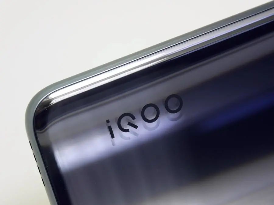 iqoo8游戏性能_iQOO手机的游戏性能与流畅度评测_iqoo打游戏性价比