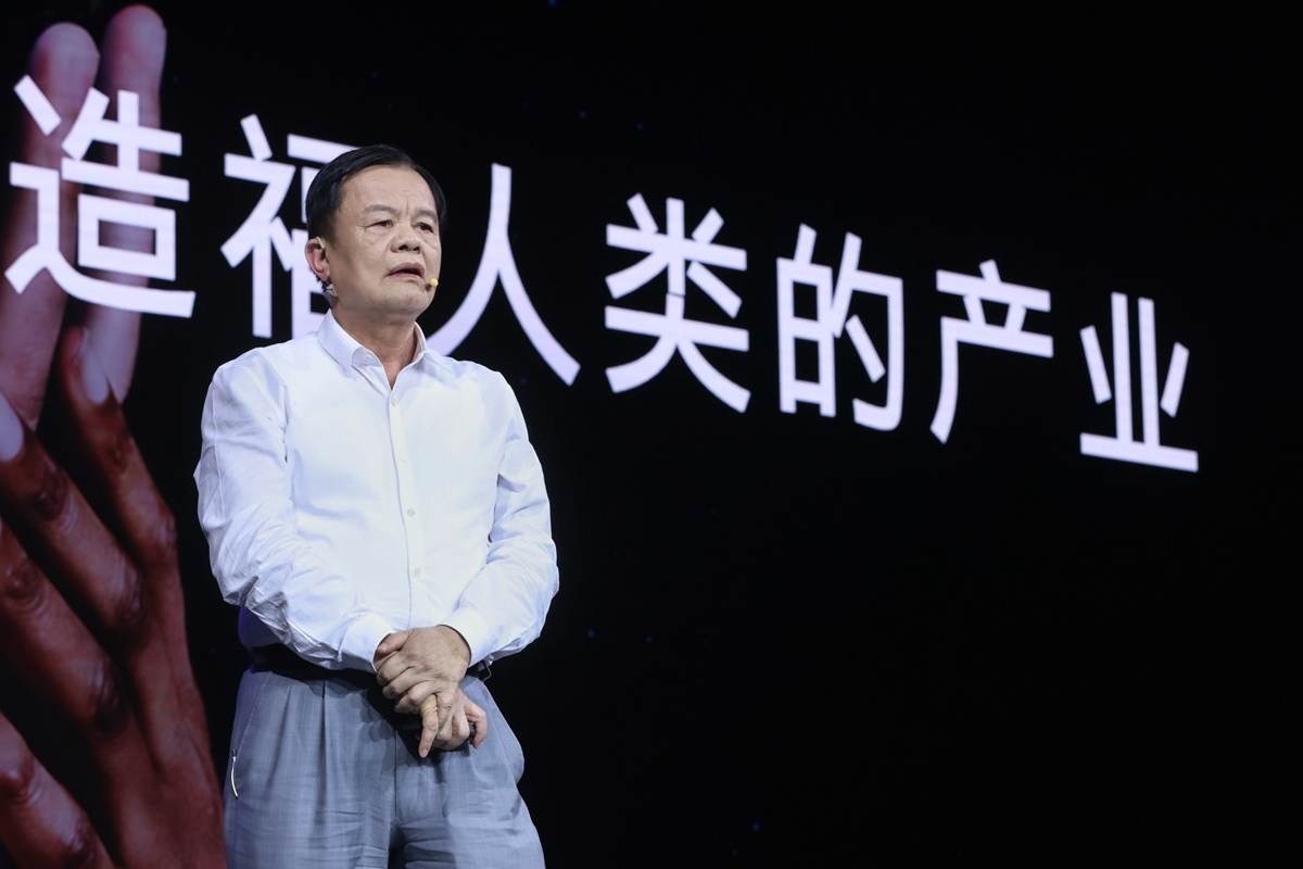 何享健创业史_何享健家庭_何享健如何改变了中国家电行业