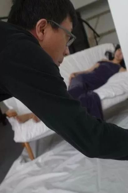 张雨绮的艺术才华与创作灵感_张雨绮创意_灵感创作张雨绮才华艺术作品