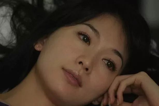 张雨绮创意_灵感创作张雨绮才华艺术作品_张雨绮的艺术才华与创作灵感