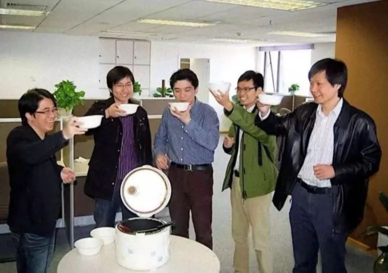 性能背后的故事：小米手机的设计与技术_小米技术实力_小米谁设计的